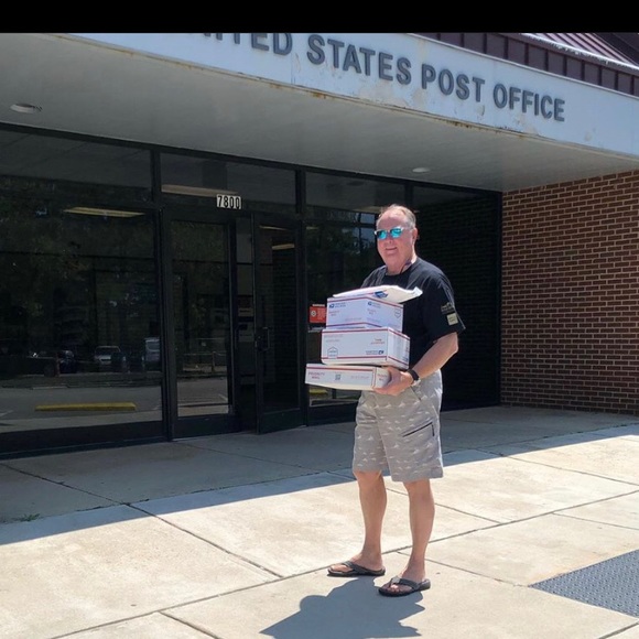 Meet your Posher, Joni - Picture 10 of 13